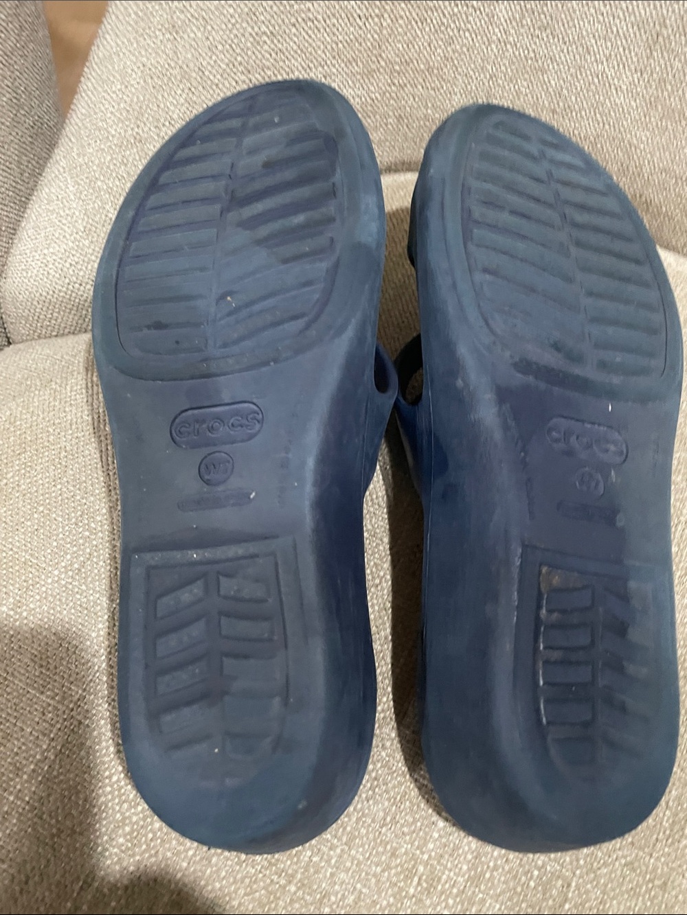 CROCS Women’s blue Slide Sandals with Light purple footbed - Picture 5 of 8